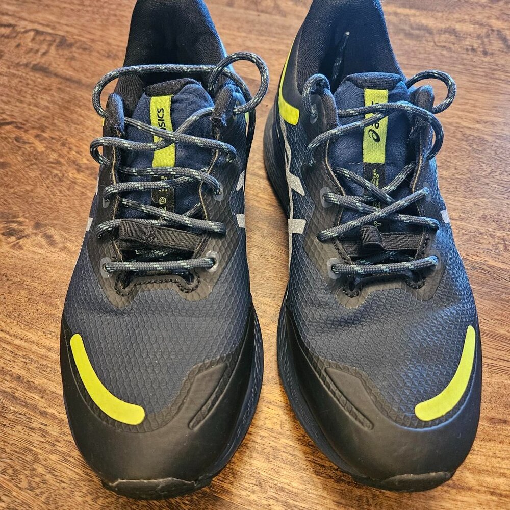 ASICS Men’s Navy and Yellow Running Shoes